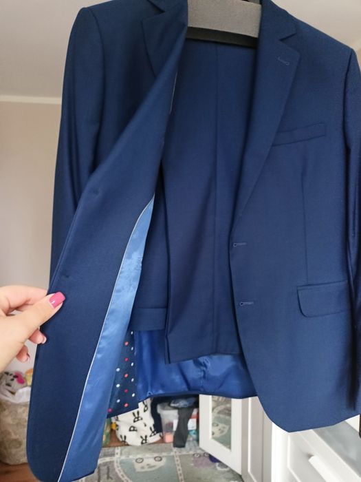 Nowy garnitur smokingowy polskiej marki Vizarro Nowy 70% wełna