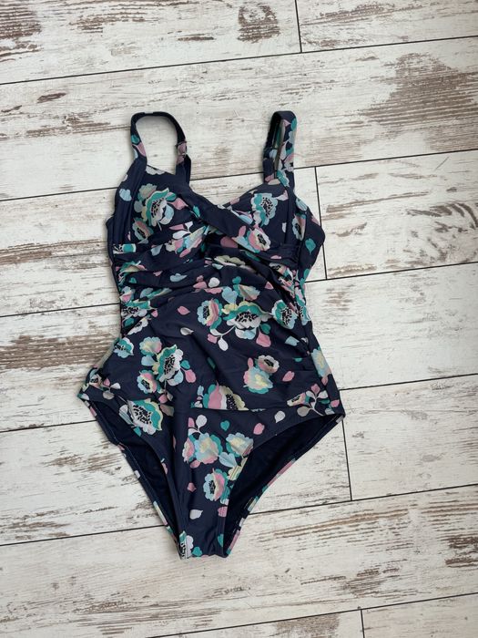 Купальник сдельный слитный S