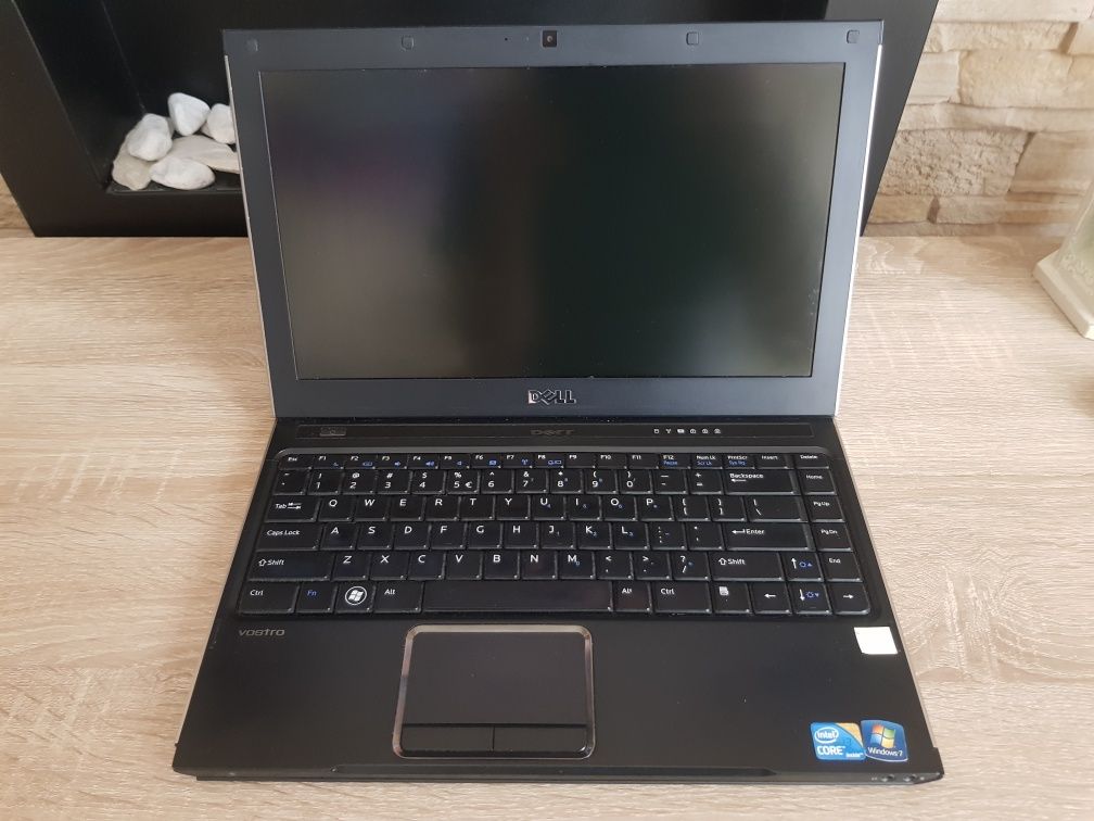 DELL Vostro V130 i3 380 / 4GB / 250 GB / Windows 10 / zasilacz