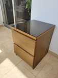 Mesa de cabeceira Malm Ikea - comoda duas gavetas