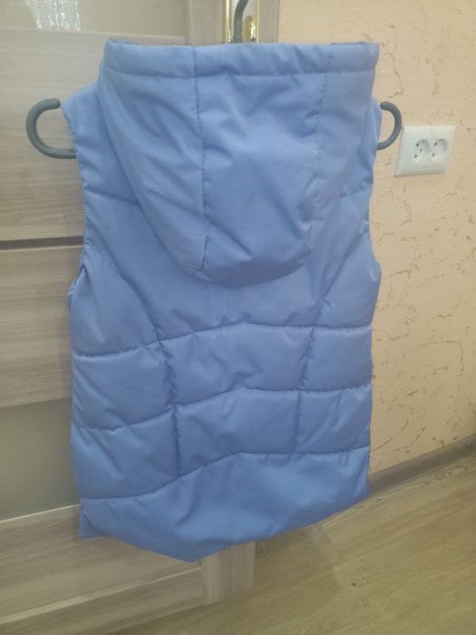 Желетка на дівчинку р146