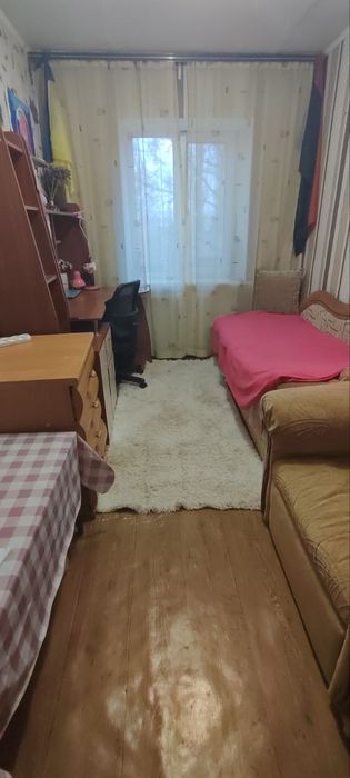 Продаж 2  кімнат в комун.квартирі, Шерстянка