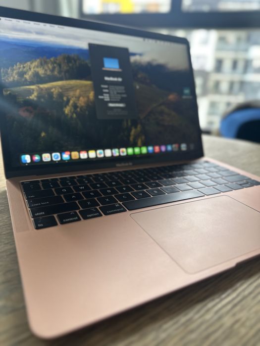 Macbook Air 2019 rose gold jak nowy!