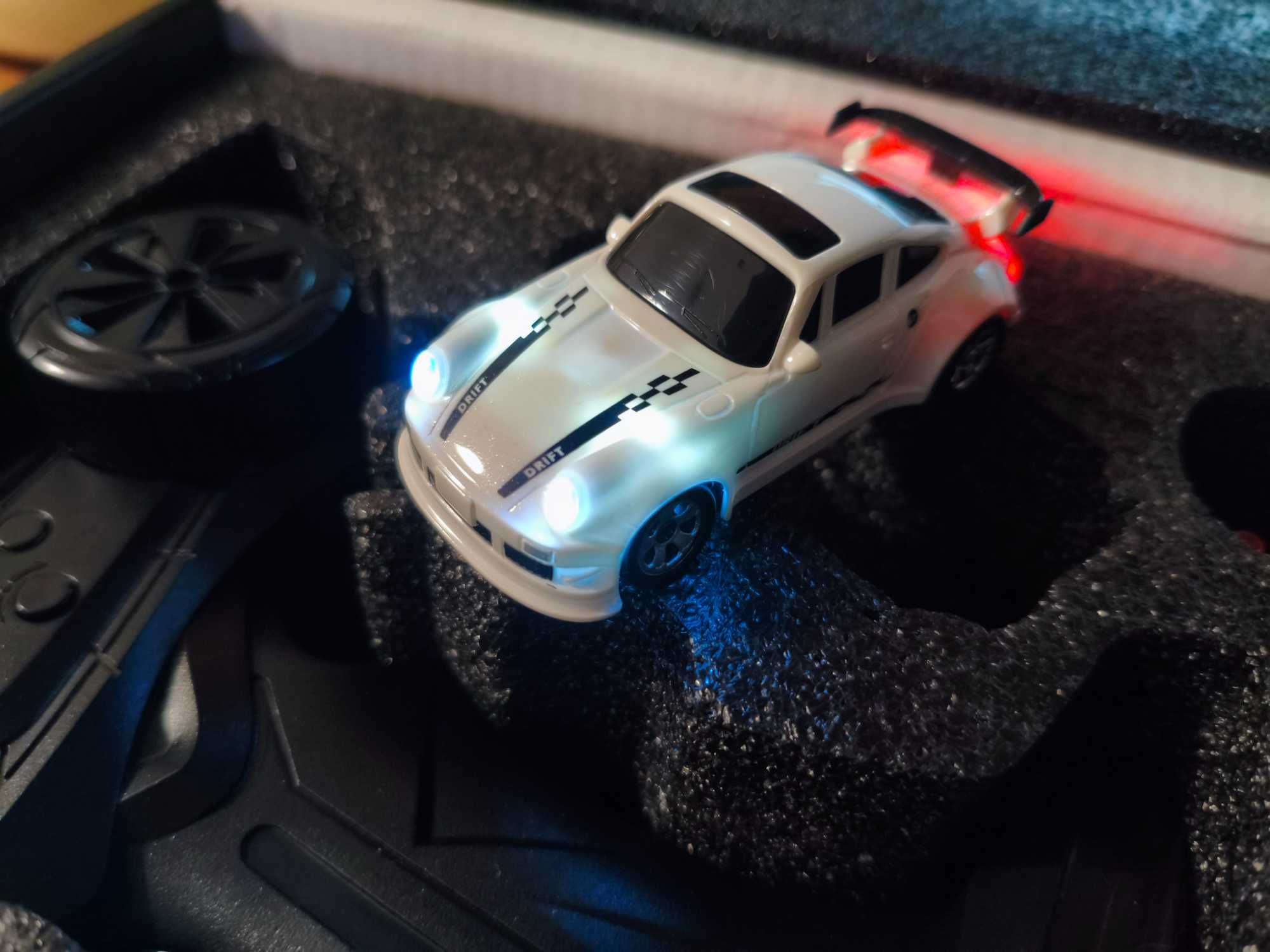 Drift car RC zdalnie sterowany 1:64 jak hot wheels "PORSCHE"