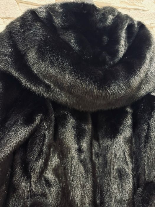 Норковая шуба с капюшоном р48-50