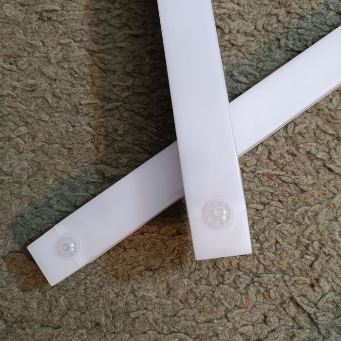 Barras de led recarregáveis com sensor movimento