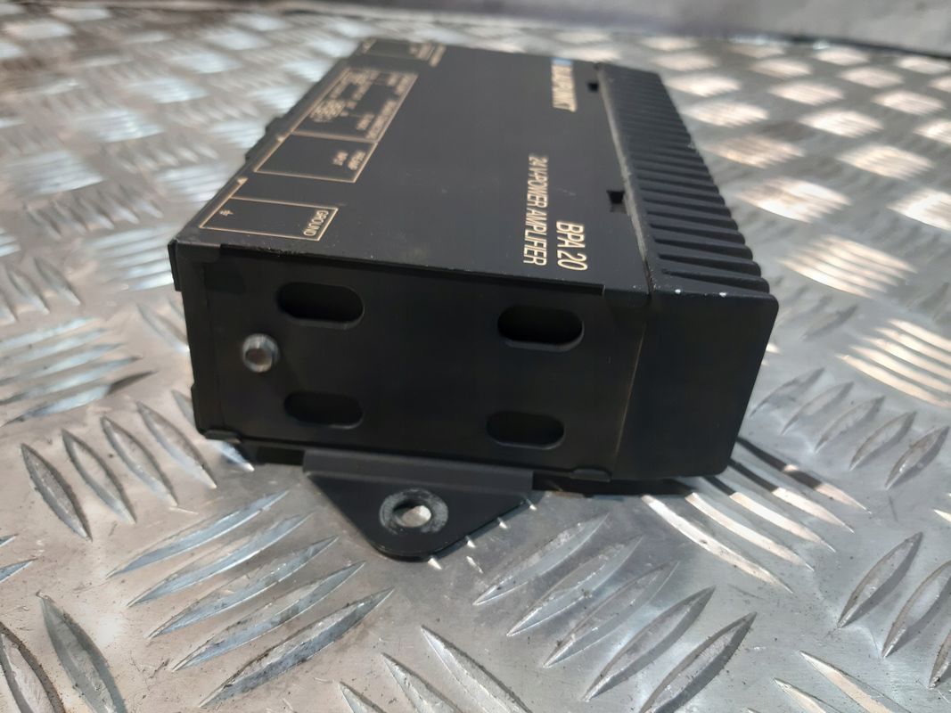 Wzmacniacz audio Blaupunkt Bpa20/24v