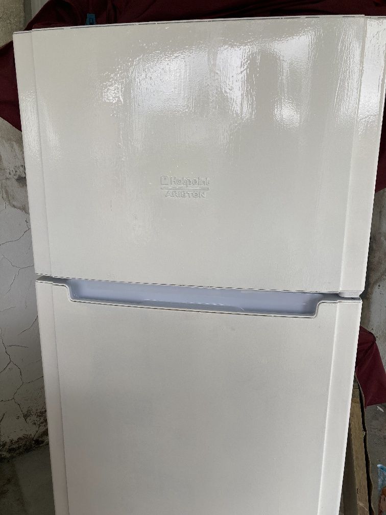 OPORTUNIDADE! Frigorífico Hotpoint Ariston em Excelente Estado