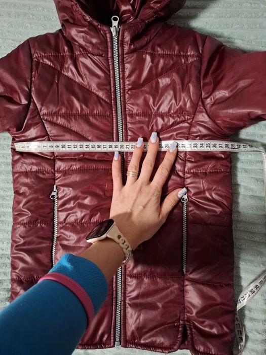 Продам демісезонні куртки