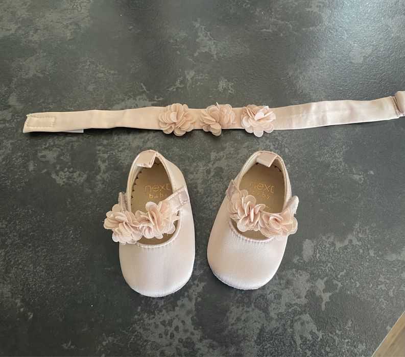 Buciki next pudrowy róż + opaska