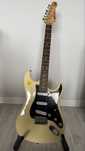 Gitara elektryczna Career Stage Series Stratocaster – Vintage White