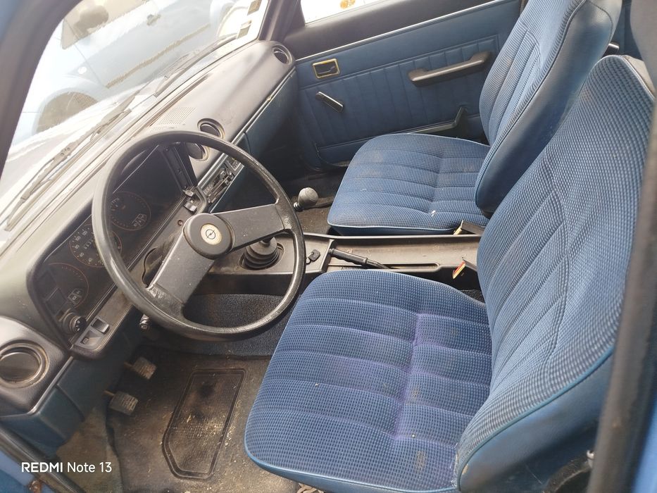 Opel Ascona 2.0 D - Peças