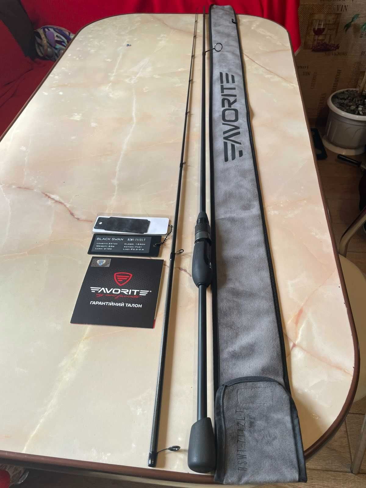 Комплект Favorite Black Swan 2.41m 2-10g Fast+Shimano Rarenium 2500 FA