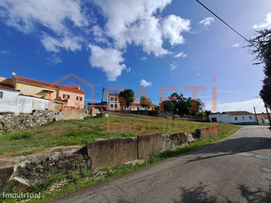 Terreno urbano para construção