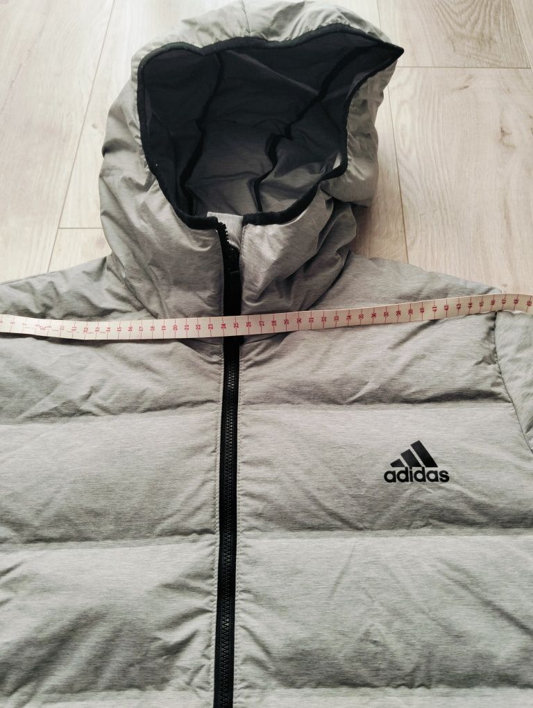Куртка  Adidas .