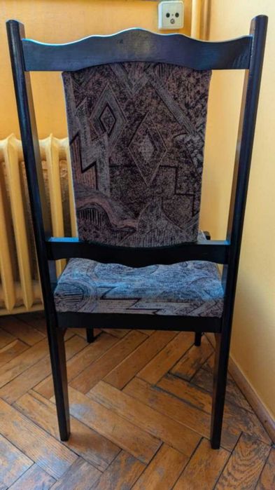 Sprzedam komplet mebli - stół + 4 krzesła