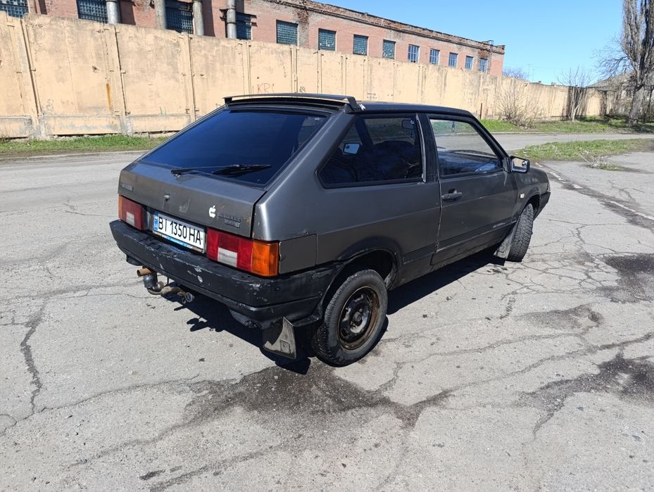 Автомобіль ВАЗ 2108