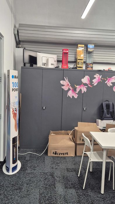 4 x metalowa szafa na dokumenty