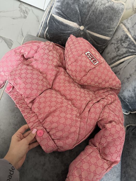 Розовая курточка куртка бюкс бренд