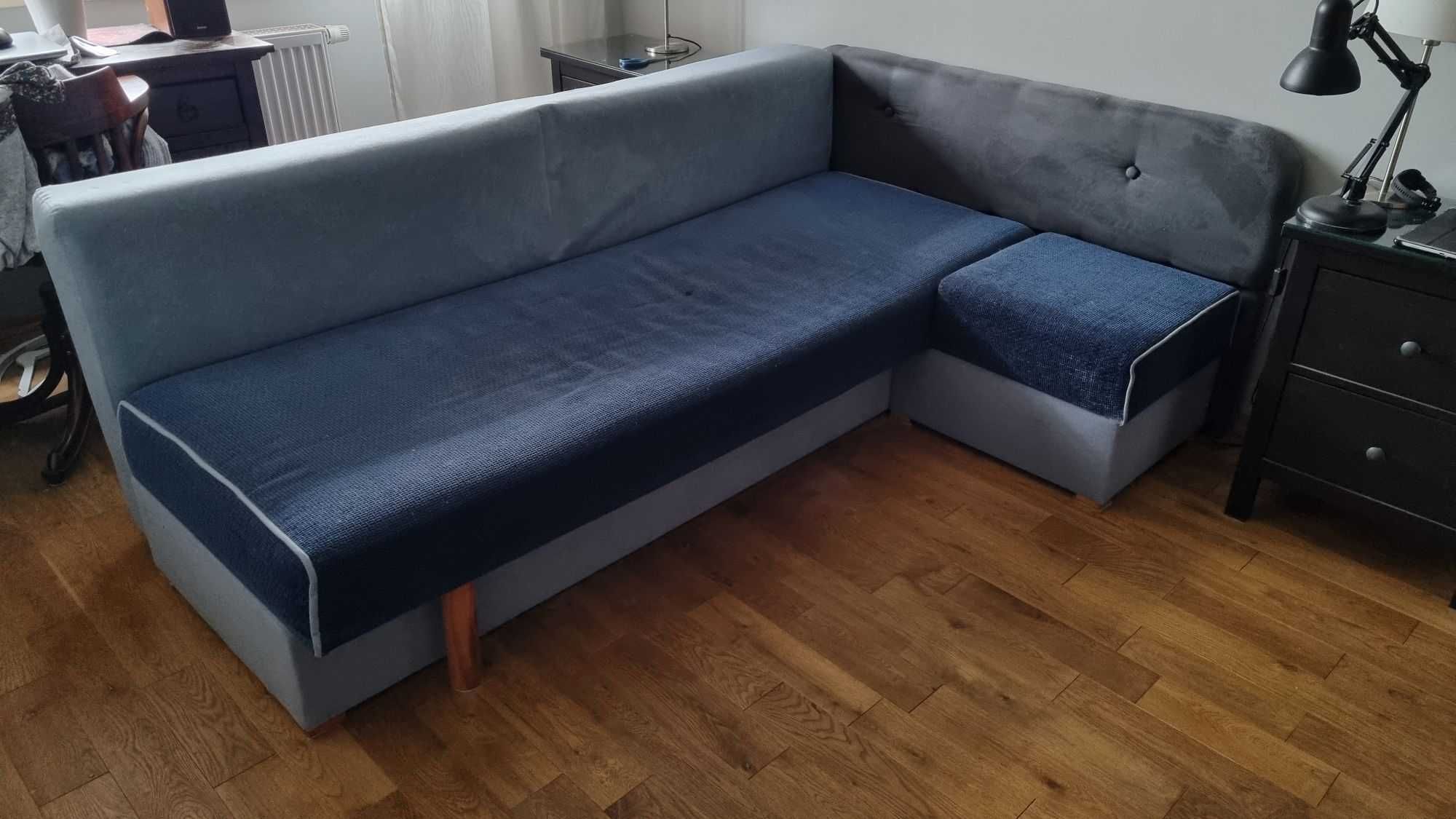 Narożnik z funkcją spania