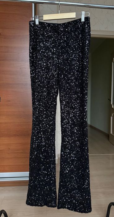 Штани Arket у паєтку