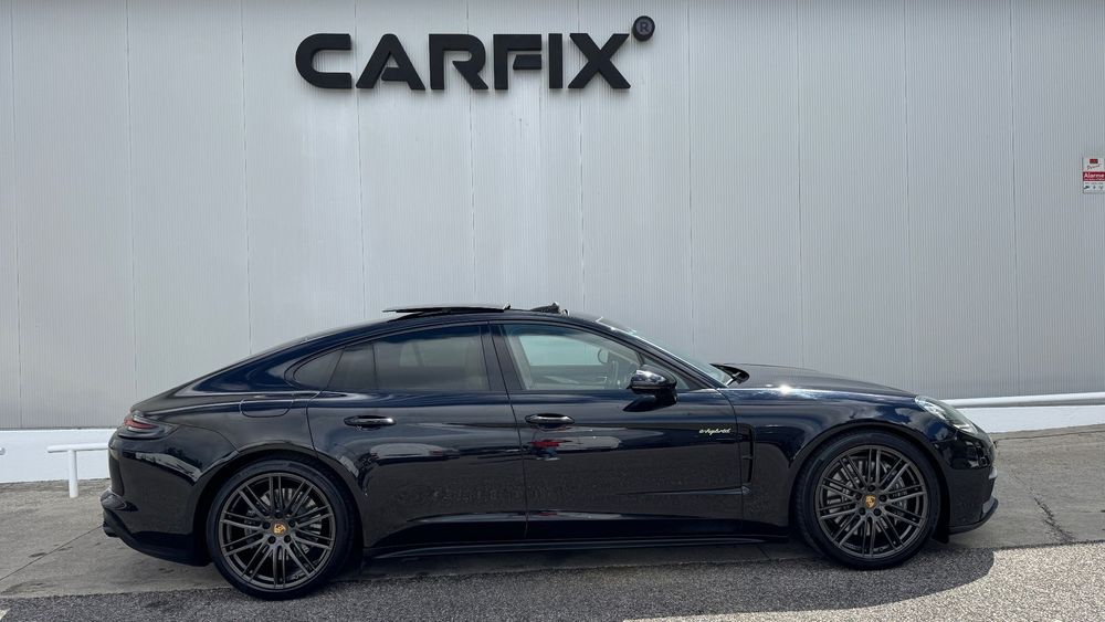 Porsche Panamera 4 E-Hybrid