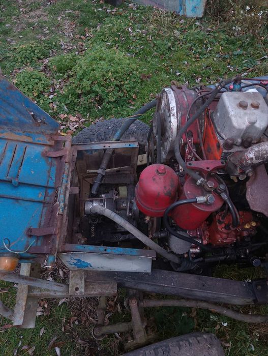 Продам трактор самоклеп