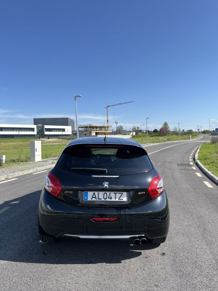 Peugeot 208 GTI 1.6