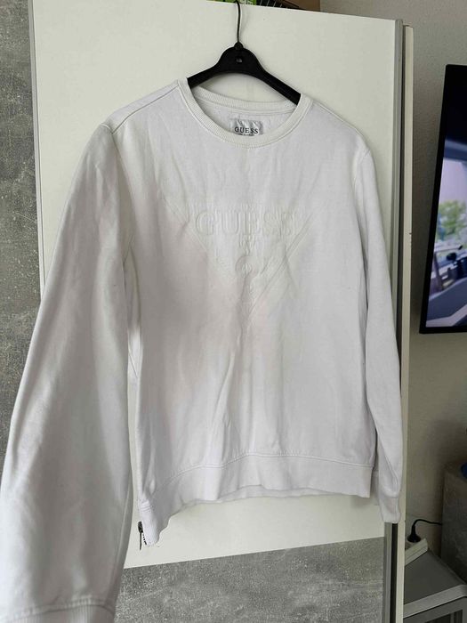 Biała bluza Guess