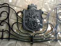 Забор декоративний, металевий з гербом (Георгій Побідоносець)