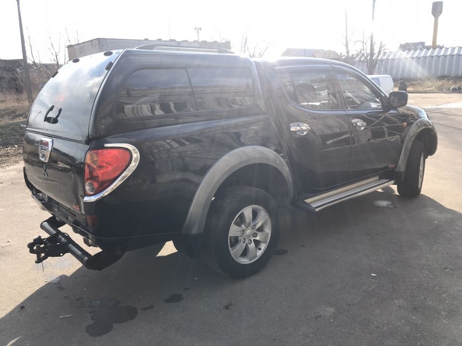 Розборка Разборка Міцубісі Л200 Mitsubishi L200 4x4 2.5tdi automat