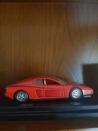 miniatura ferrari testarrossa 1984