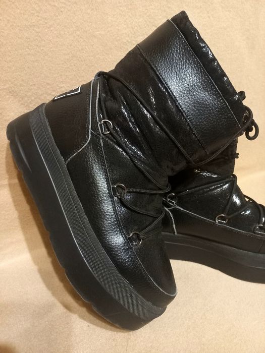 Сапоги женские. Снегоходы. Лунаходы Moon Boot.