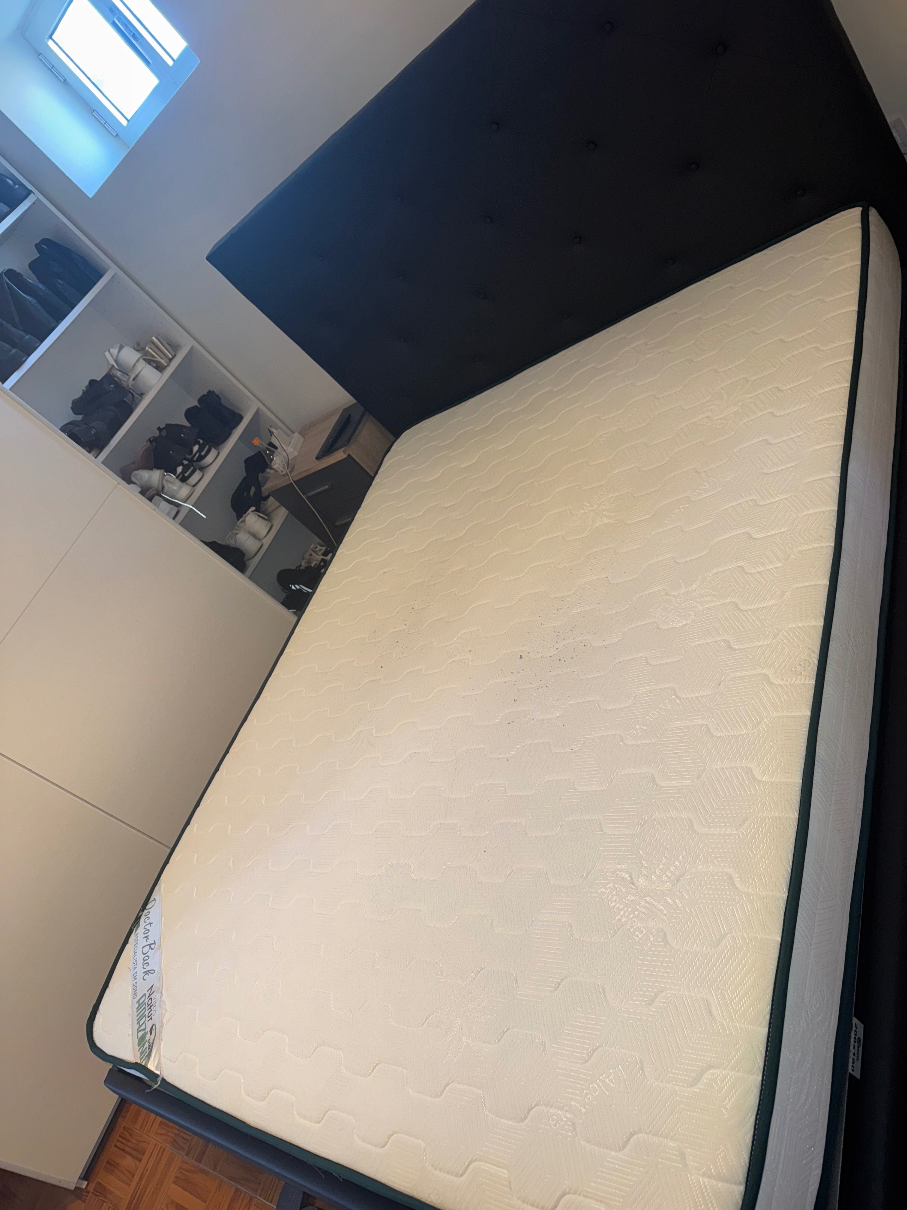 Cama casal com colchão  1,60x2,00