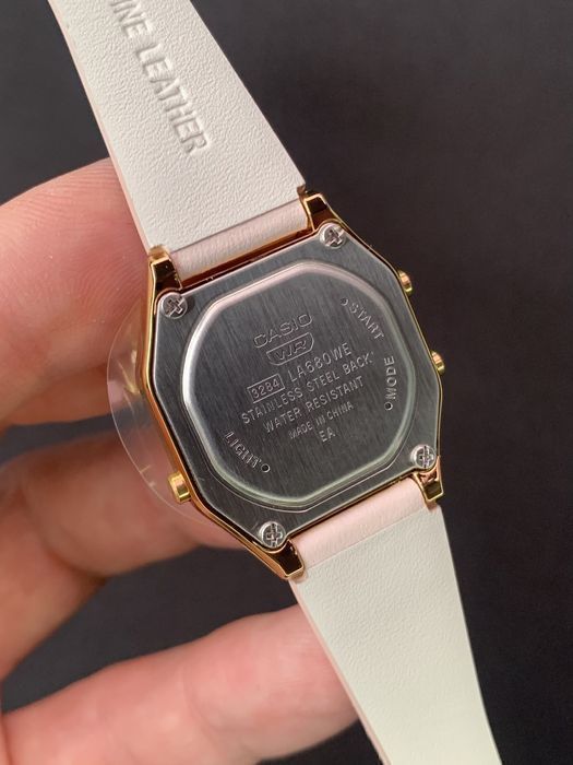Годинник жіночий  Casio LA680WEGL-4D Оригінал Гарантія