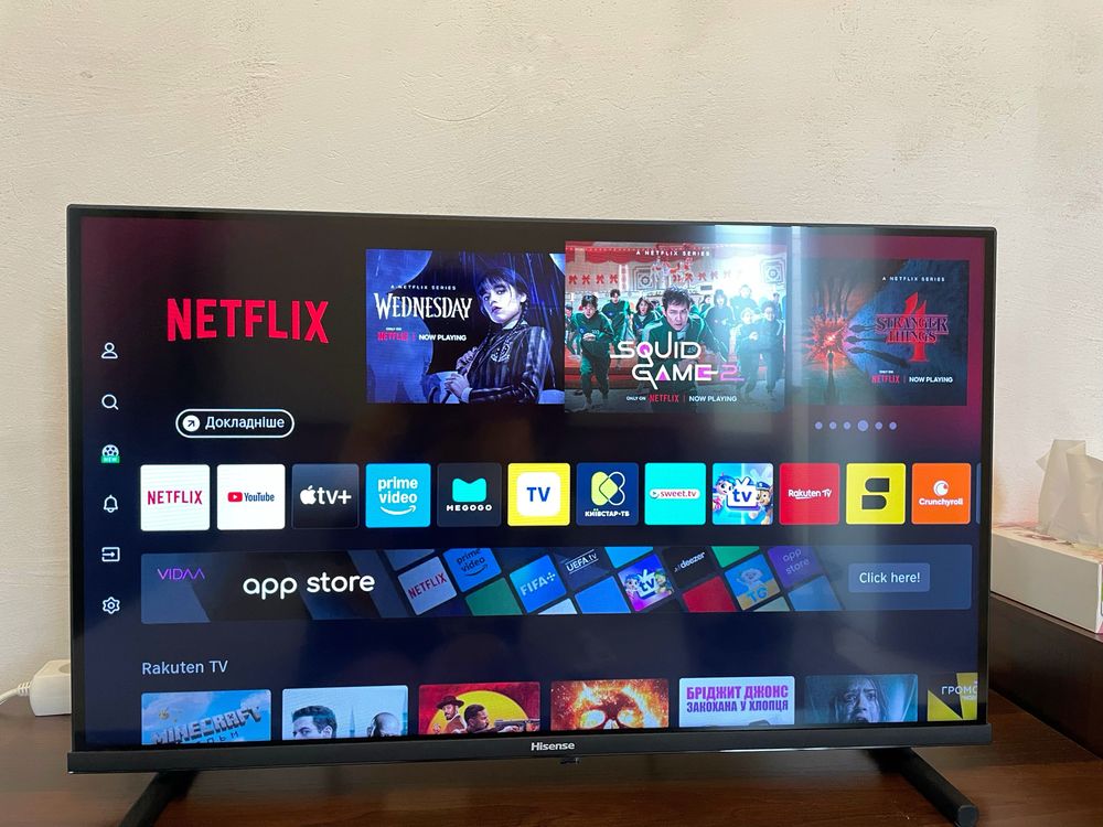 Телевізор Hisense 32 дюйми QLED