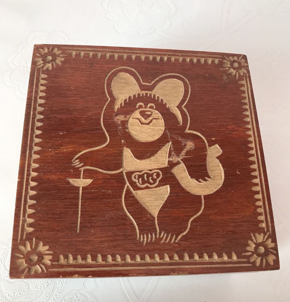Шкатулка деревянная Мишка олимпийский