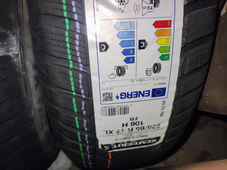 Semperit 225/45 17 opony zimowe SUV 4x4