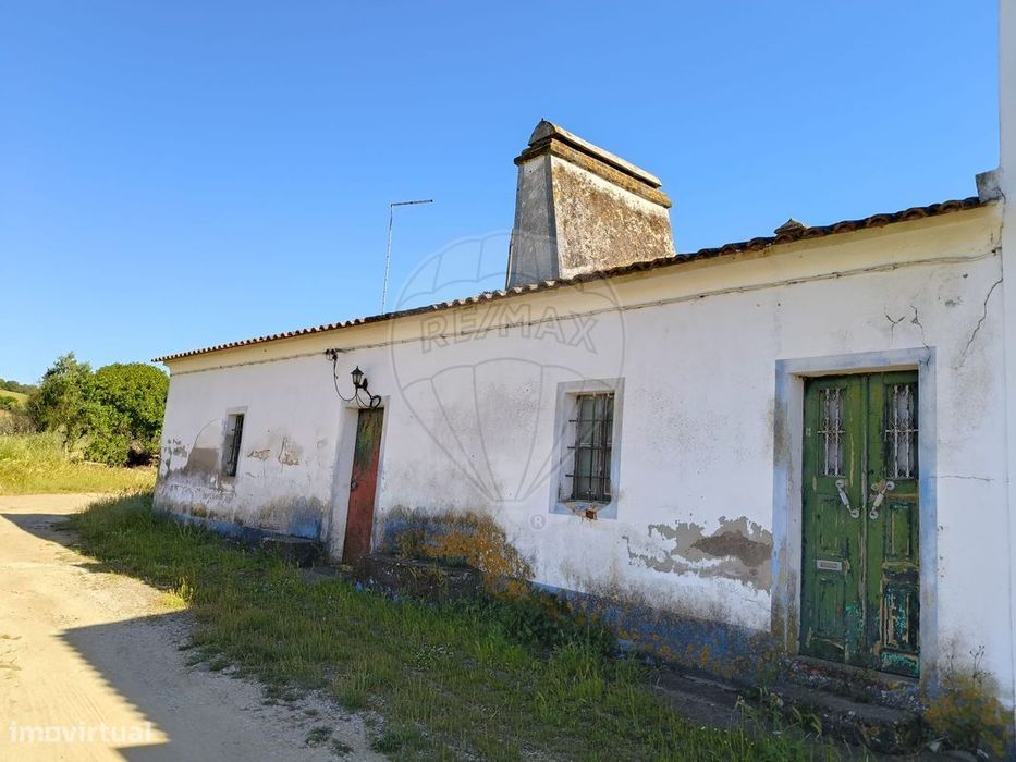 Moradia T2 para venda