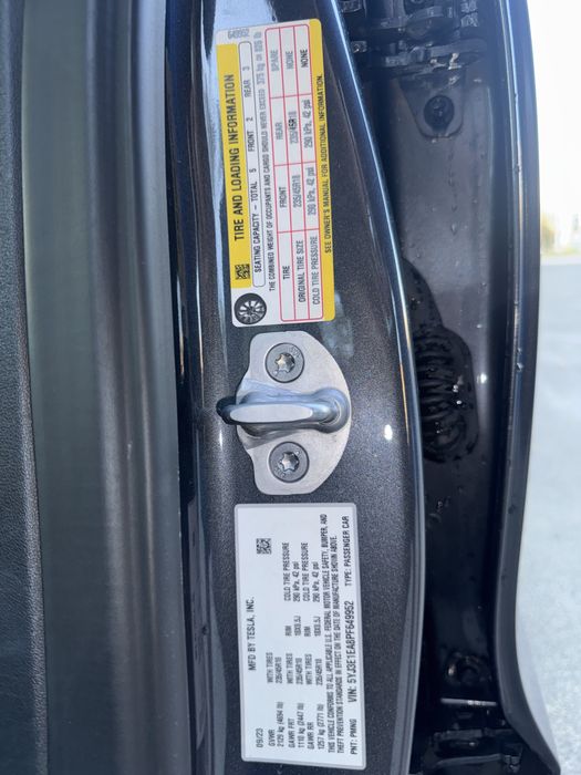Tesla model 3 2023