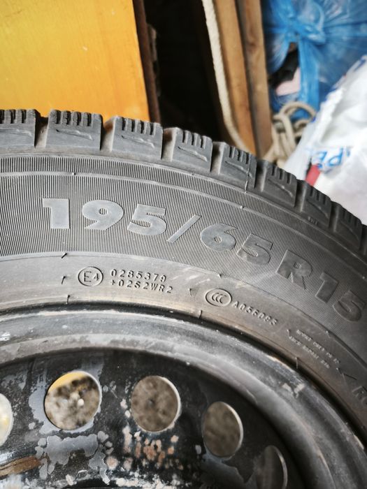 Колеса резина 195/65 R15 Nokian Tyres Nordman RS2 з дисками з датчикам