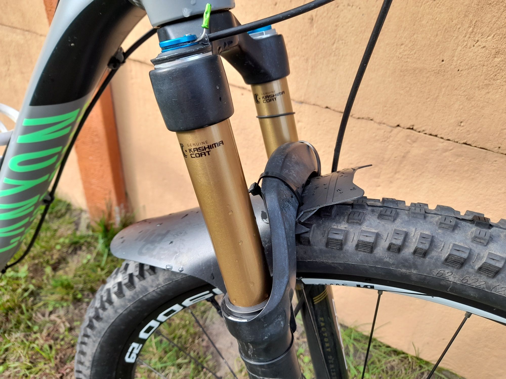 Canyon Nerve AL 29' rama XL Fox Kashima