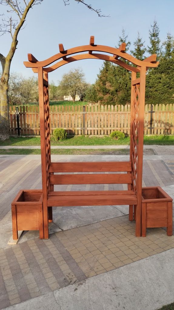 Pergola drewniana łukowa z siedziskiem + donice