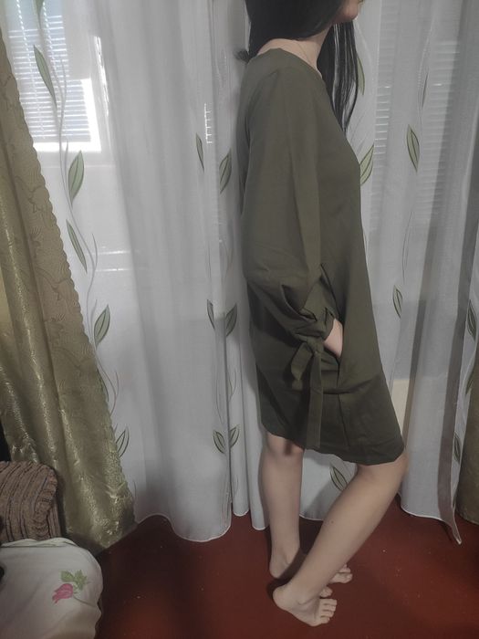 Продам новое брендовое платье