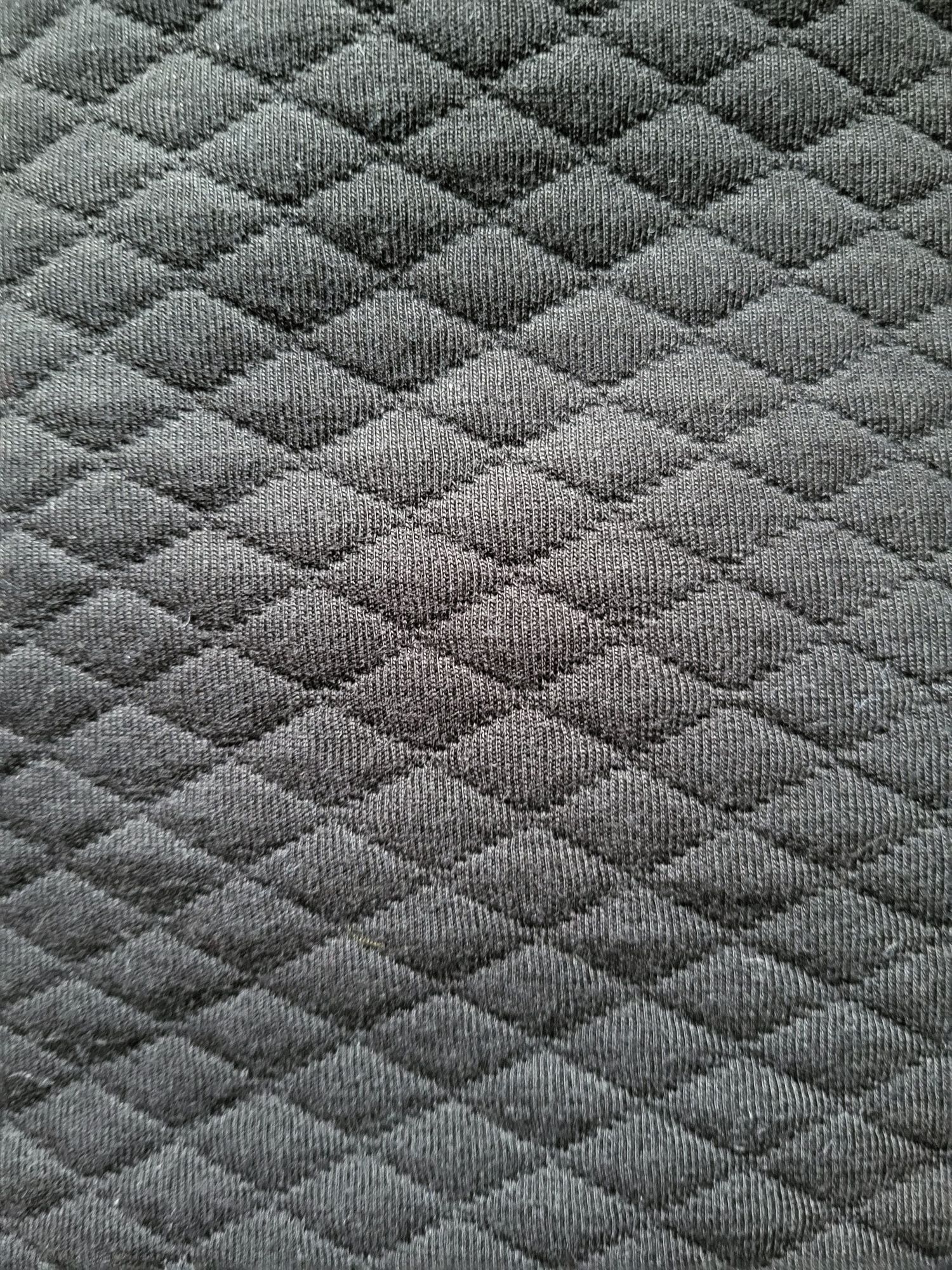 Kupon  materiału czarnego dzianina