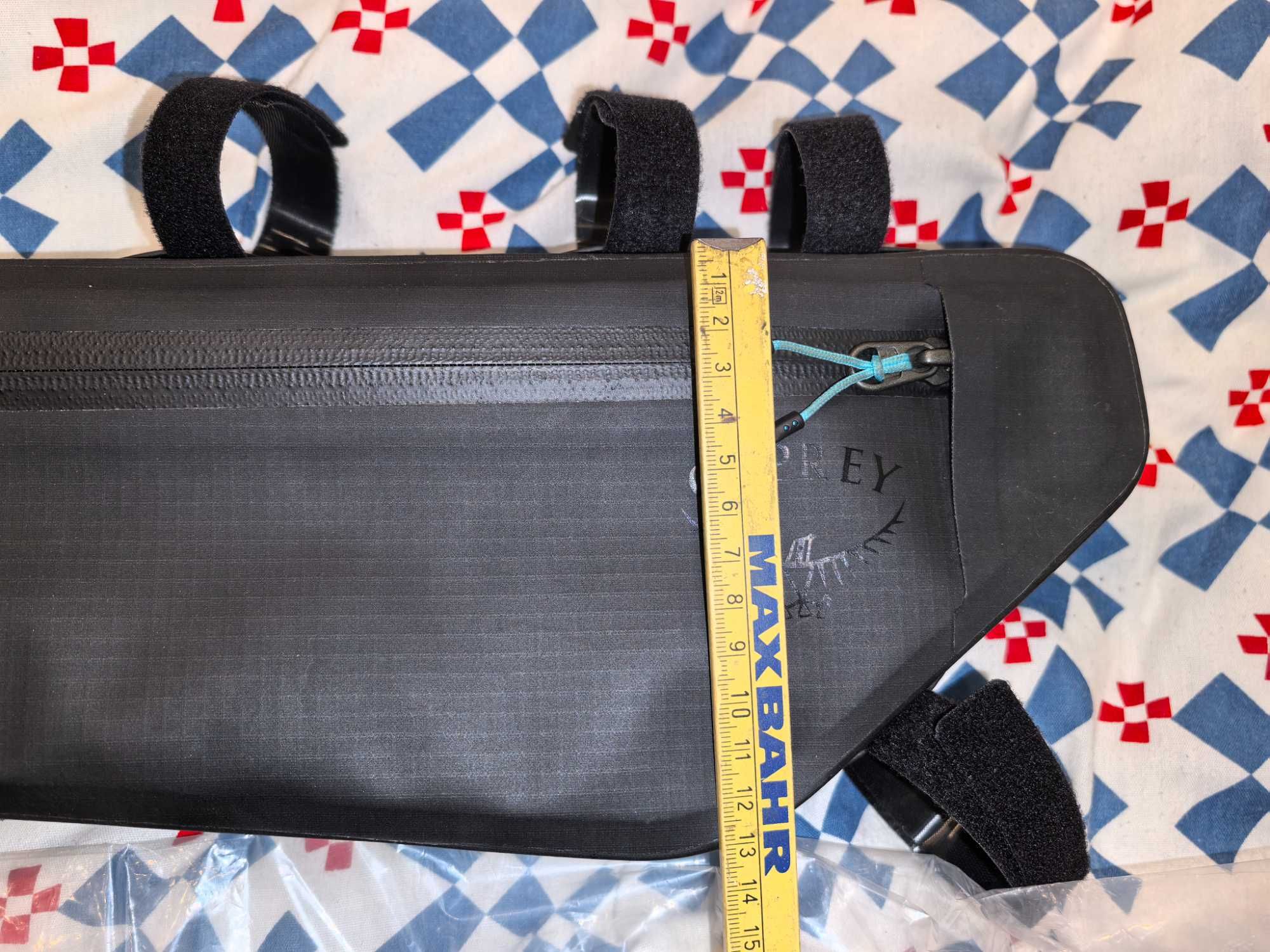 Torba pod ramę Osprey Escapist Frame Bag M z gratisem