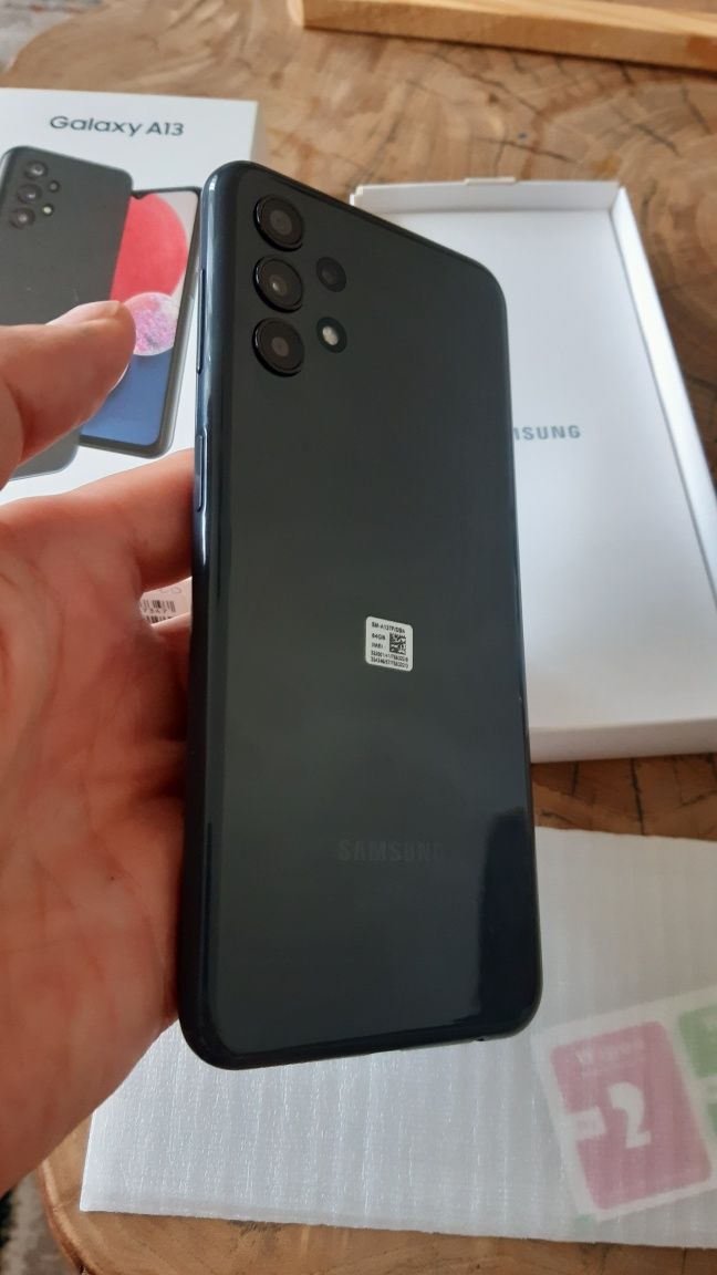 Galaxy A13 nowy plus etui i szybka