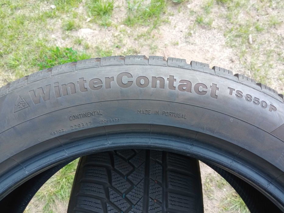Opony zimowe Continental 235/55R19 105H cena za parę!!!