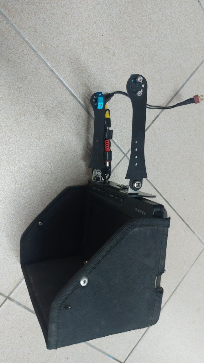 Monitor lcd 7" a cores 800x480