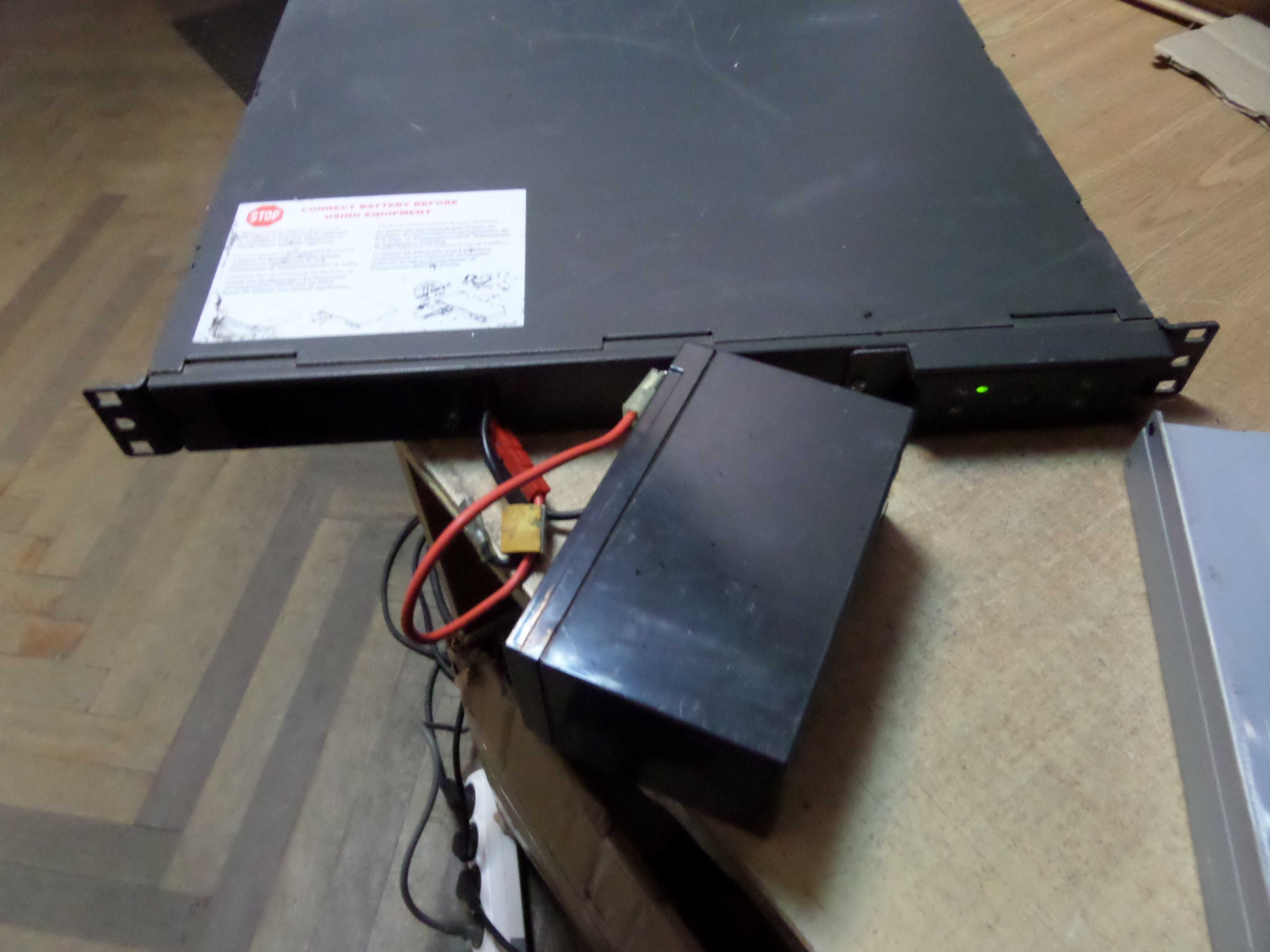 apc smart sc 450 1U  апроксімірованная сінусоіда 12 Вольт